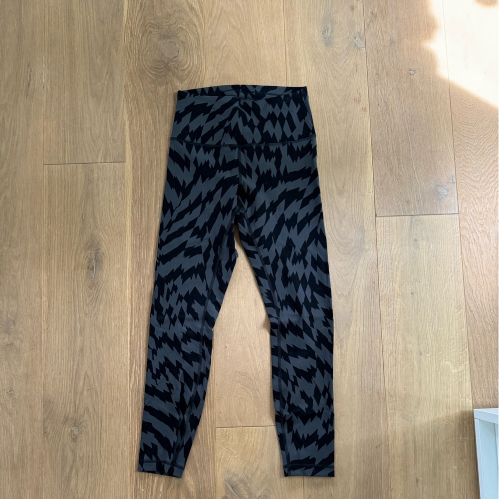 Lulu wunder train high rise 25in leggings